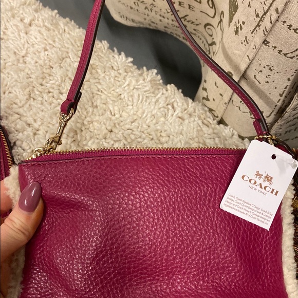 NWT AUTHENTIC COACH PURSE FUSCHA & SHERPA - Picture 3 of 3